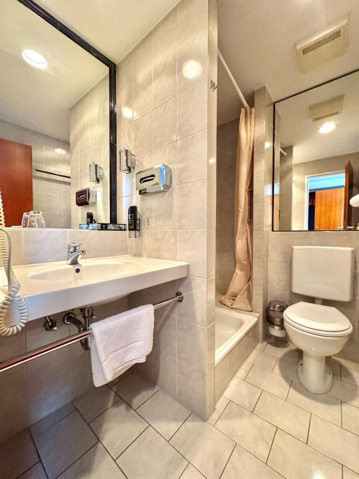 Ar Boutique Hotel Μάνχαιμ Εξωτερικό φωτογραφία